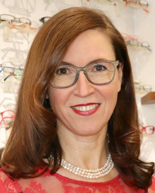 Alexandra-Rendl-Augenoptikergesellin-Optik-Westermeier