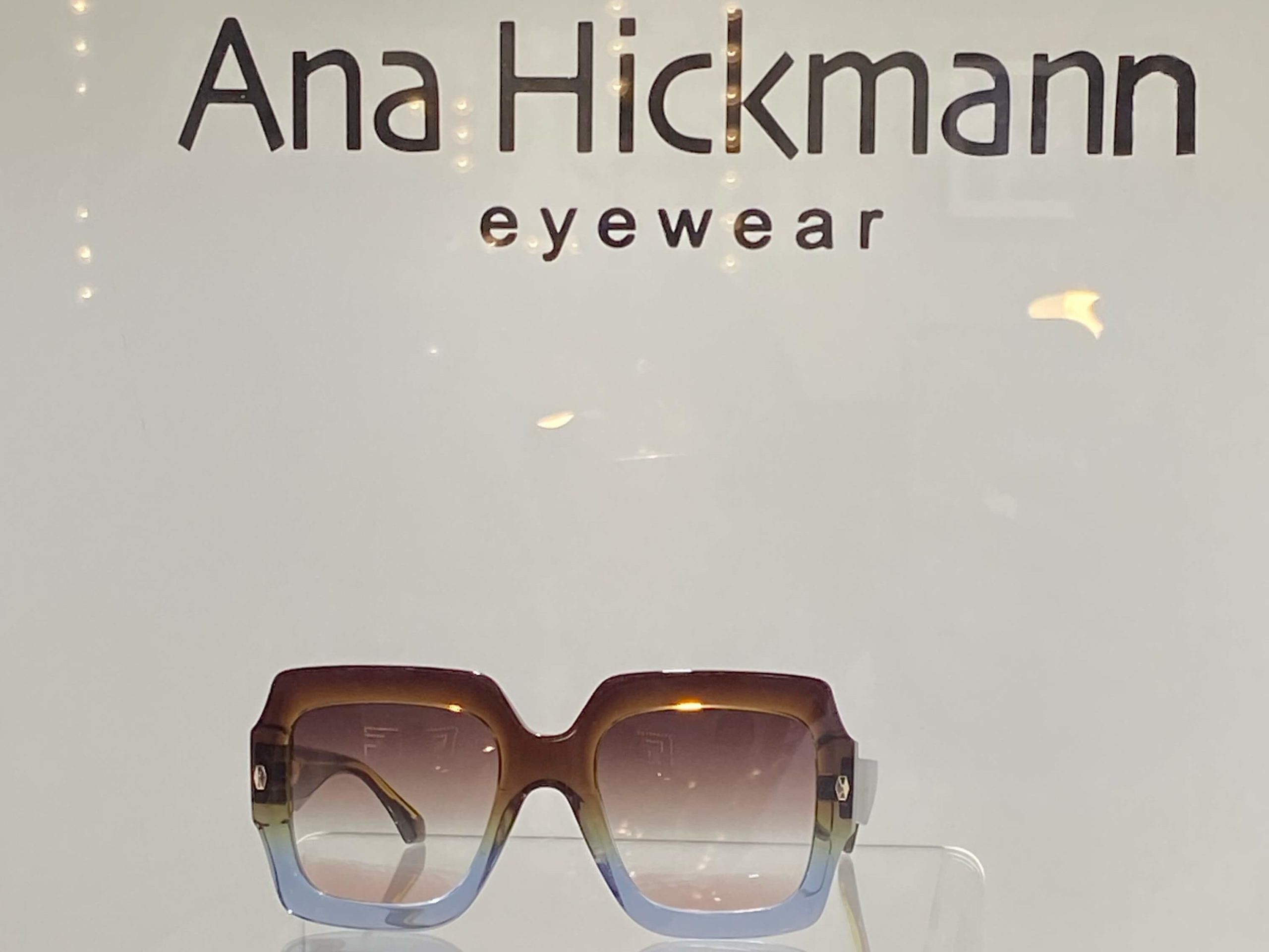 Sonnenbrille von Ana Hickman