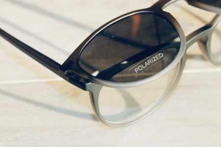 Brille mit Sonnenclip mit polarisierten Gläsern 