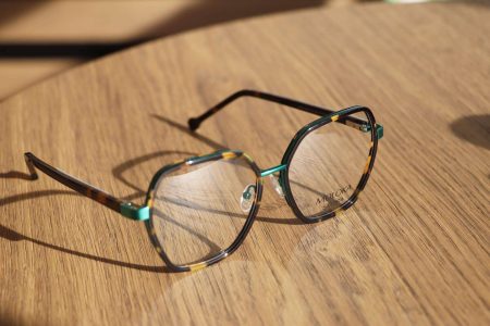 farblich melierte Brille von Moloka